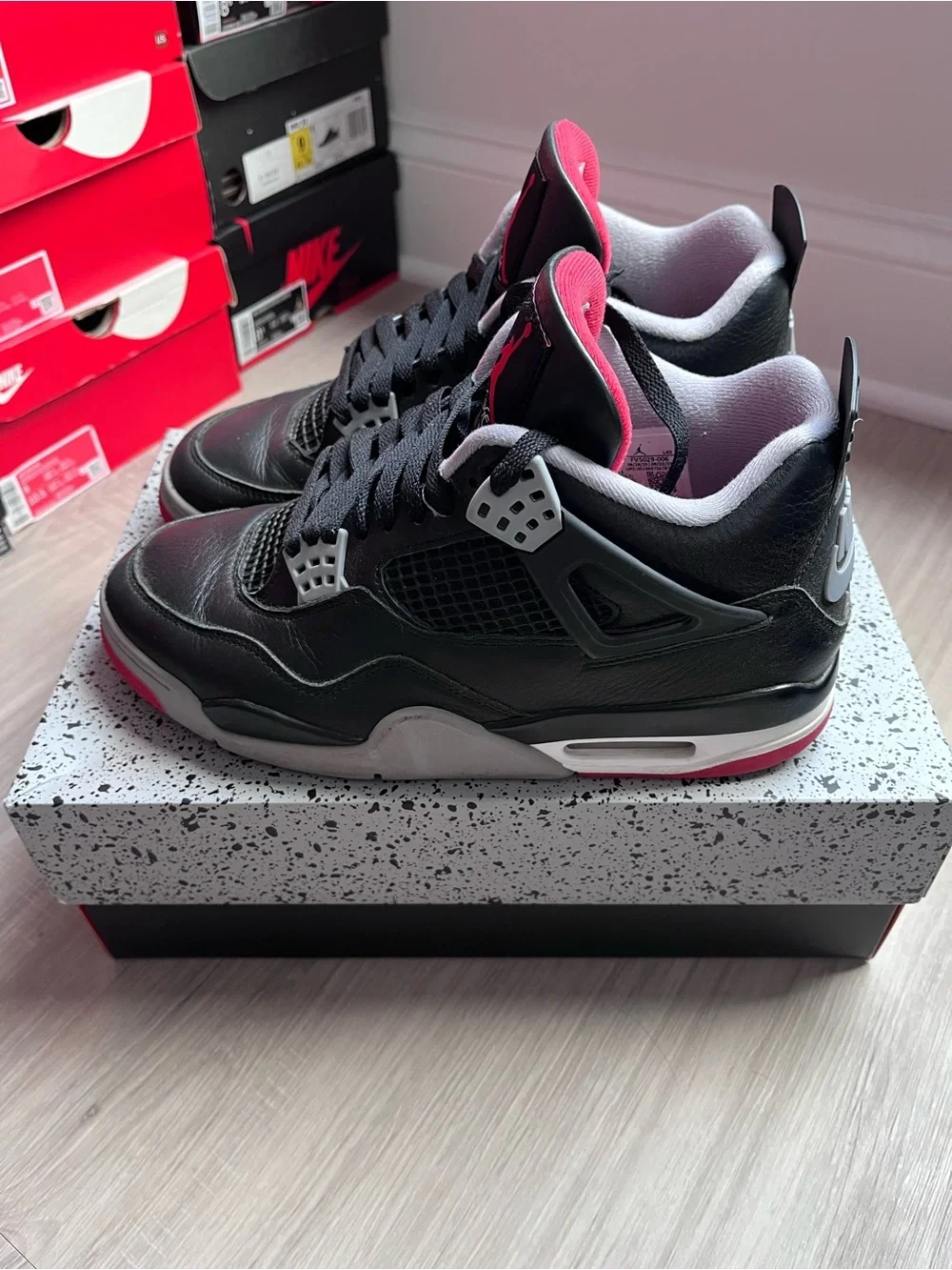Jordan 4 Retro